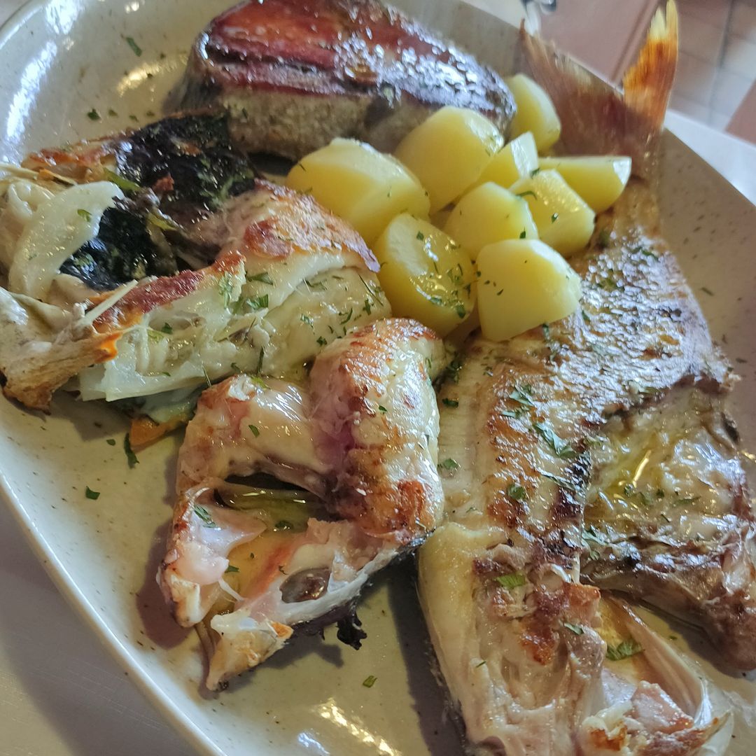 parrillada pescado