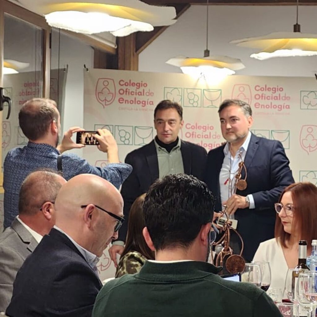 Enologos 01.jpeg